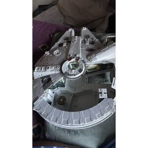 Star Wars Millennium Falcon 2004 Hasbro Original Trilogy Lights & Sounds
